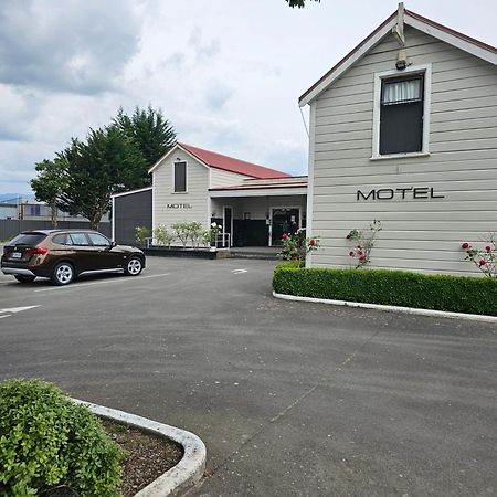 Gateway Motor Inn Masterton Bagian luar foto